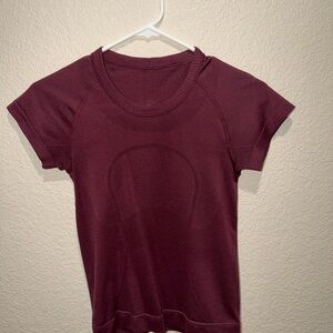 Women's Burgundy Short Sleeve Top Cropped